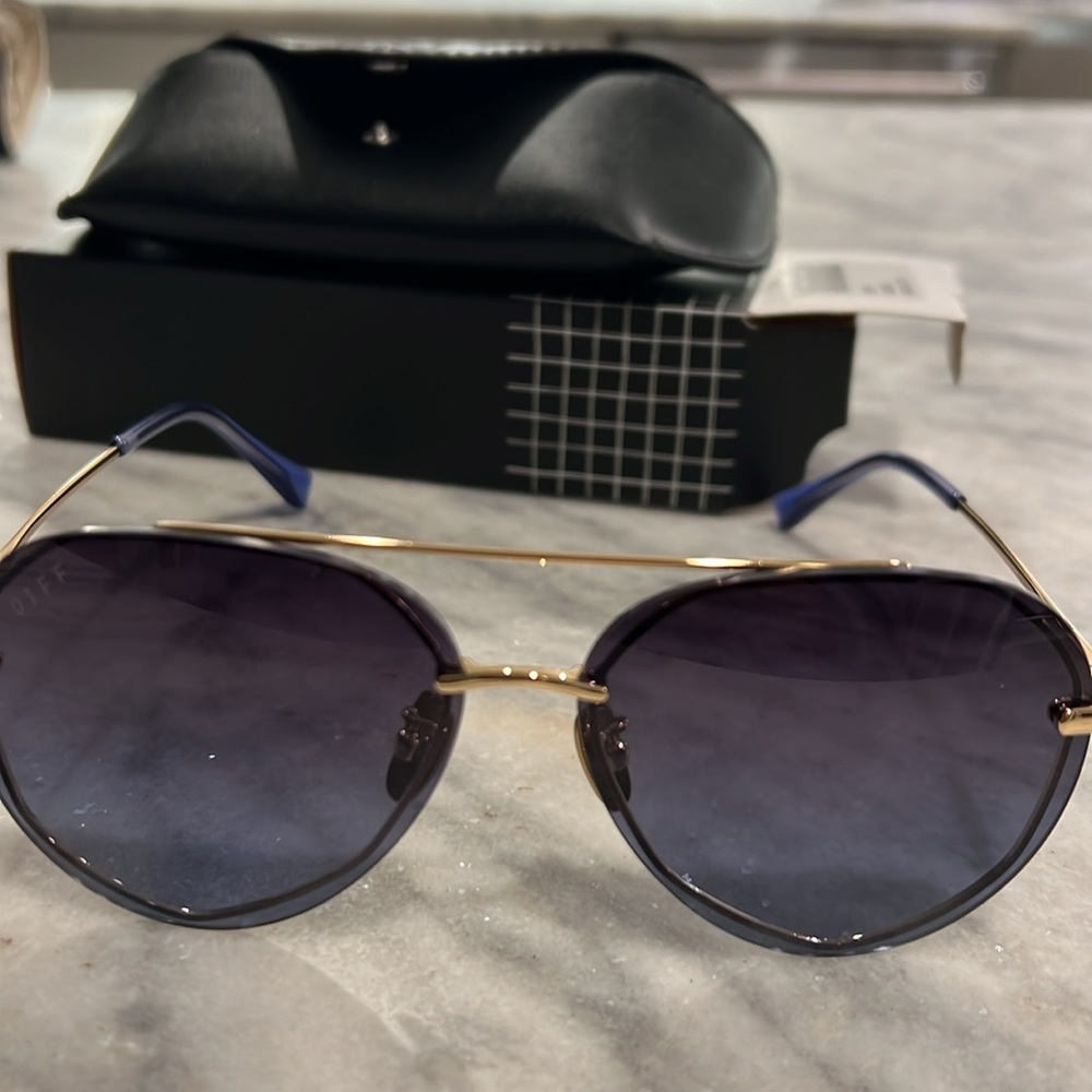 Diff Lenox aviators brand new - Picture 5 of 9
